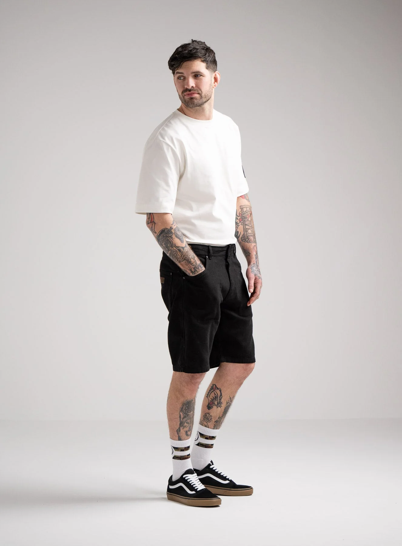 DISSIDENT CANVAS SHORTS - Image 4