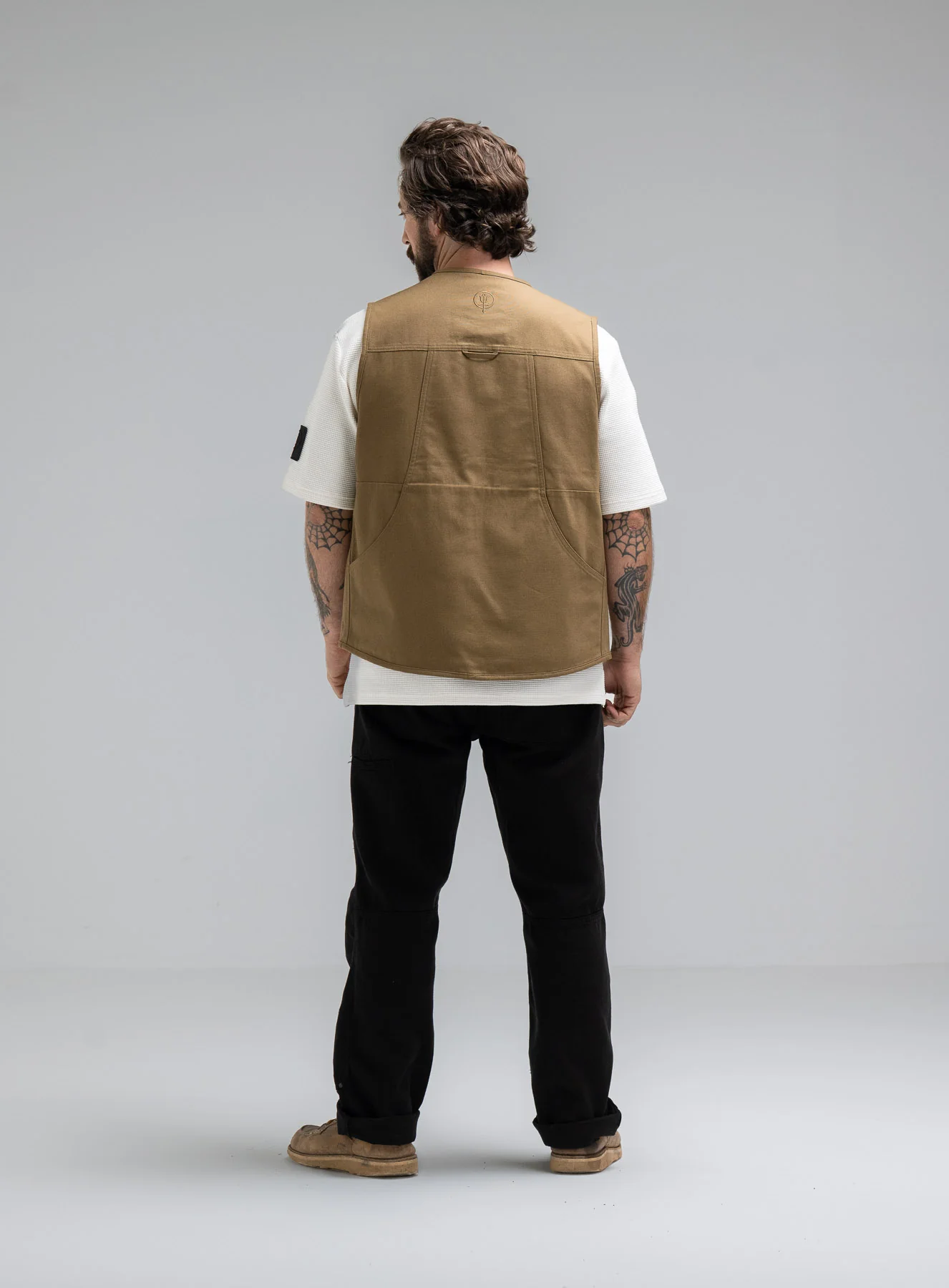 DISSIDENT UTILITY VEST - Image 10