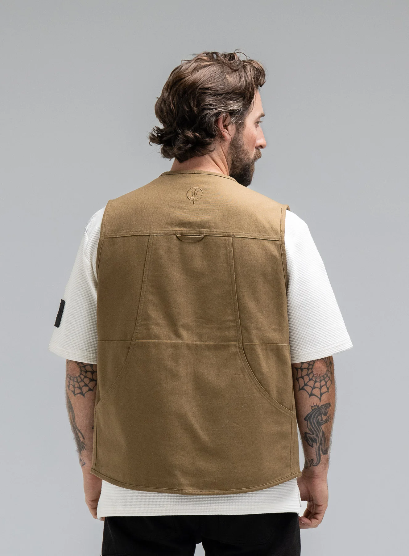 DISSIDENT UTILITY VEST - Image 6