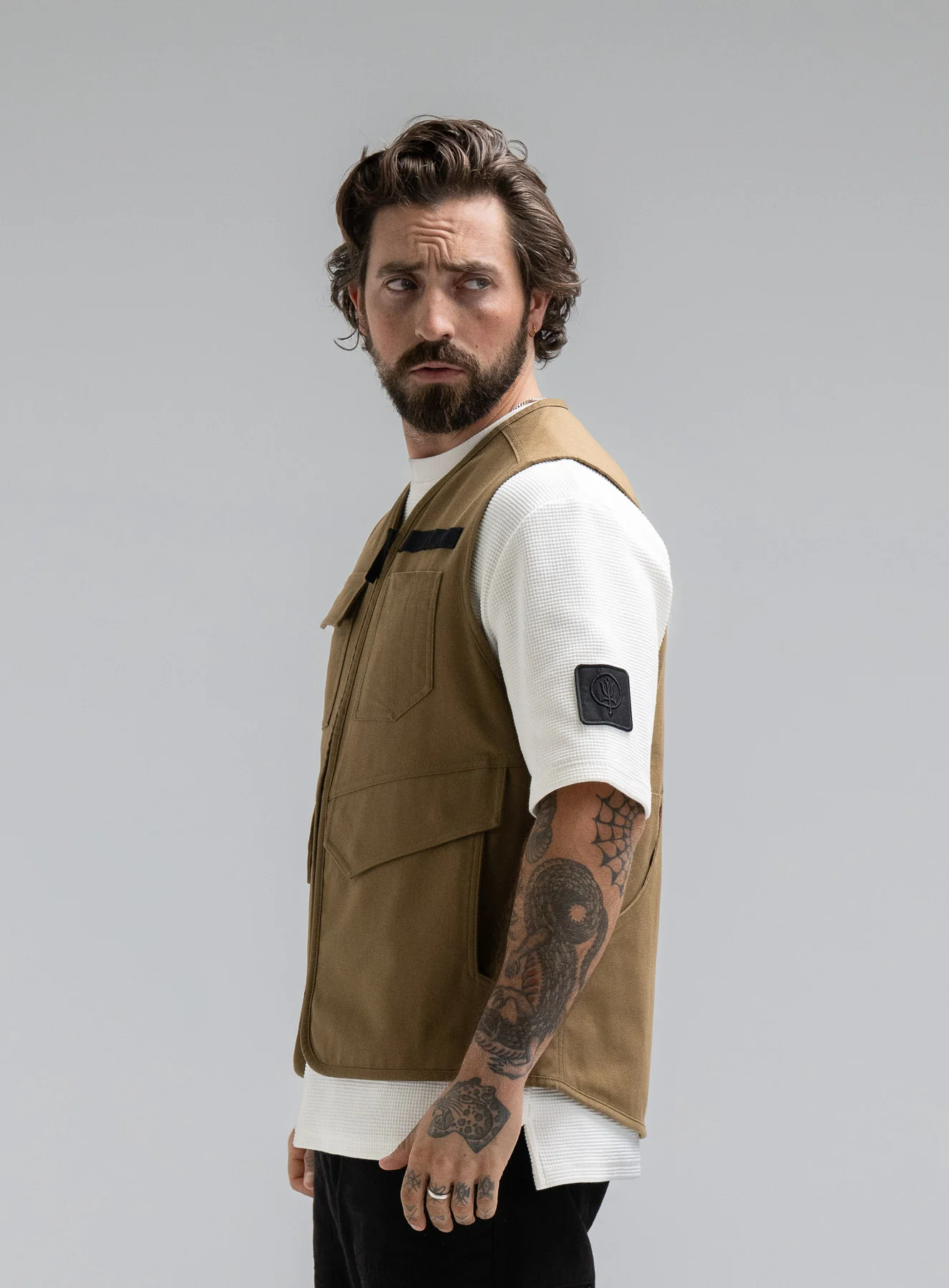 DISSIDENT UTILITY VEST - Image 8