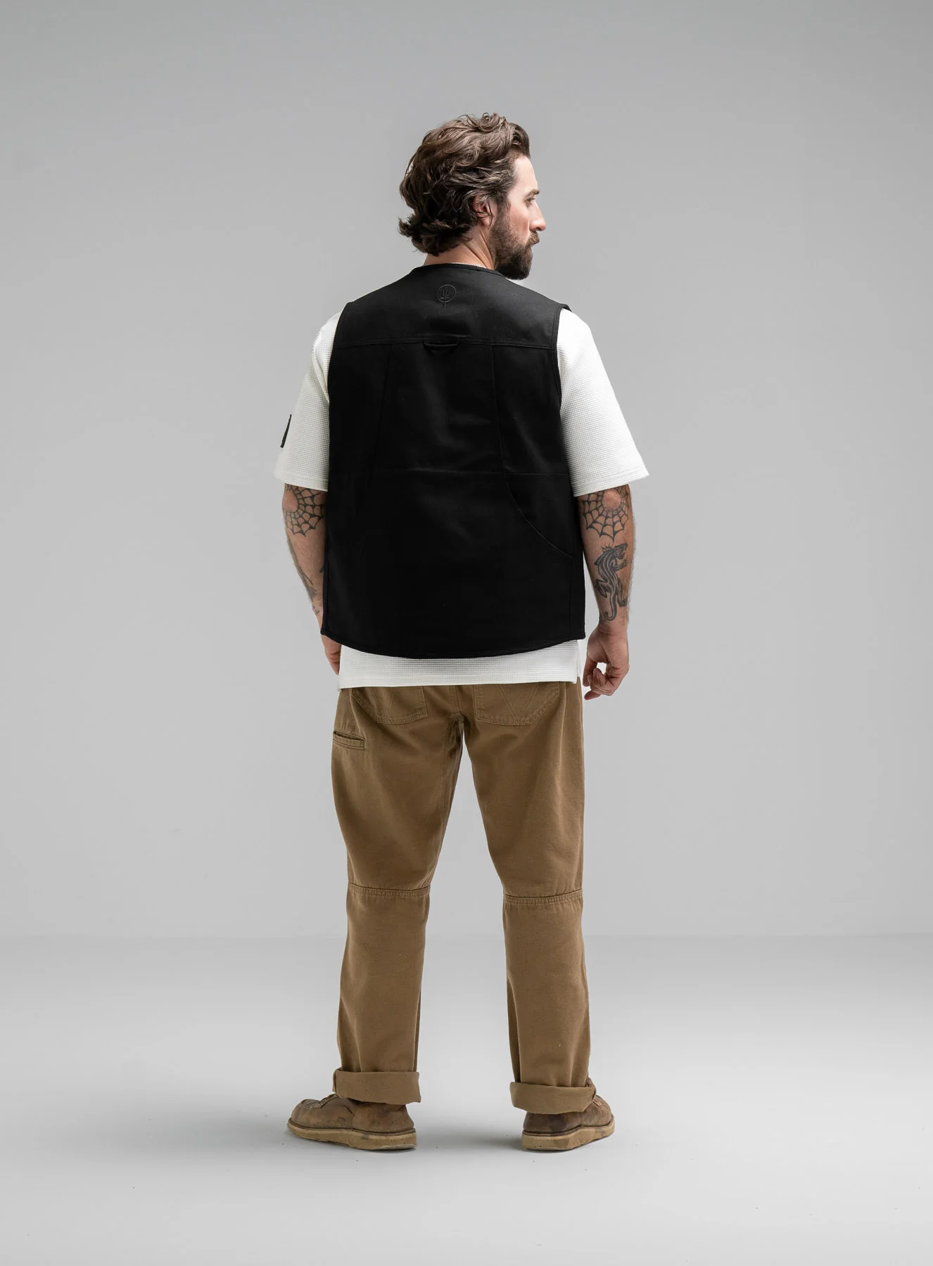 DISSIDENT UTILITY VEST - Image 10