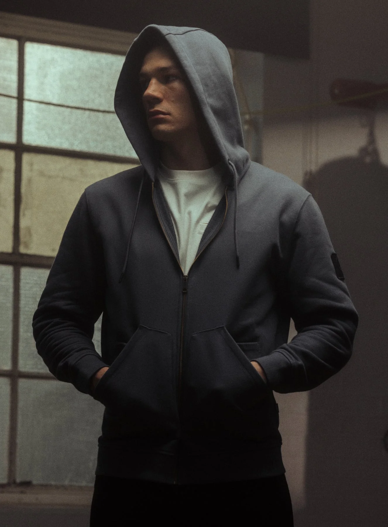 DISSIDENT ZIPPED HOODIE - Image 4