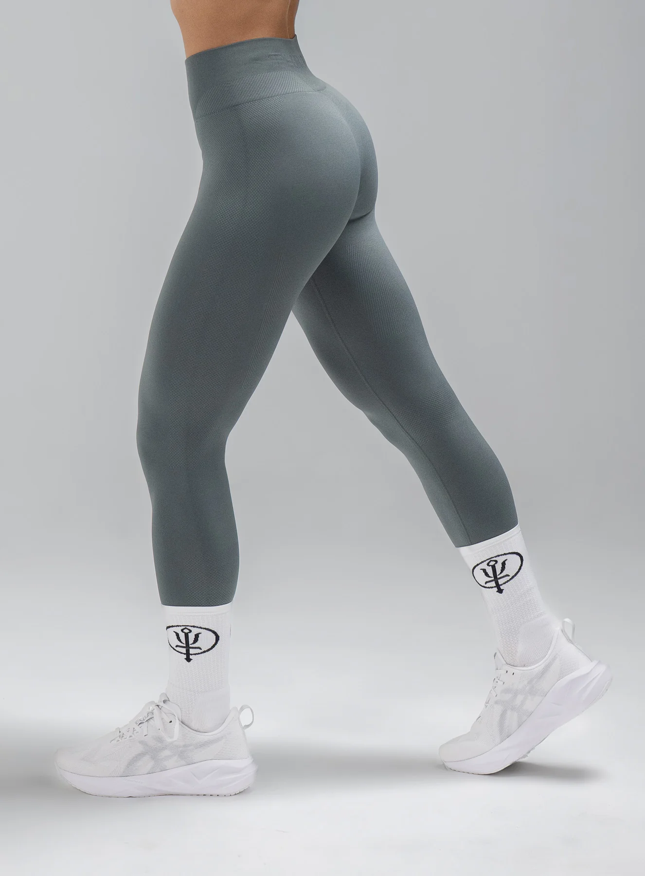 FORCE SEAMLESS LEGGINGS - Image 4