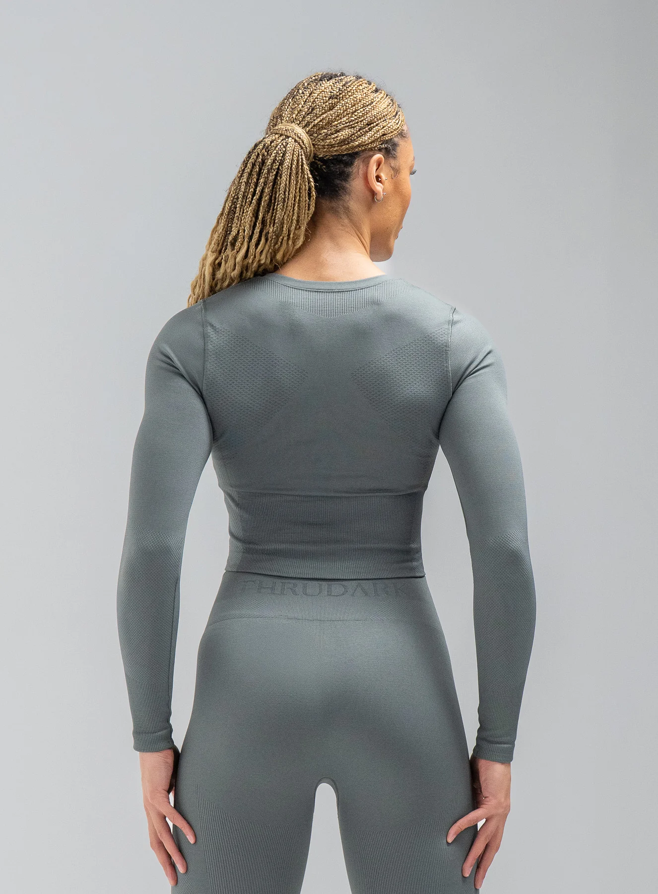 FORCE SEAMLESS LONG SLEEVE TOP - Image 4