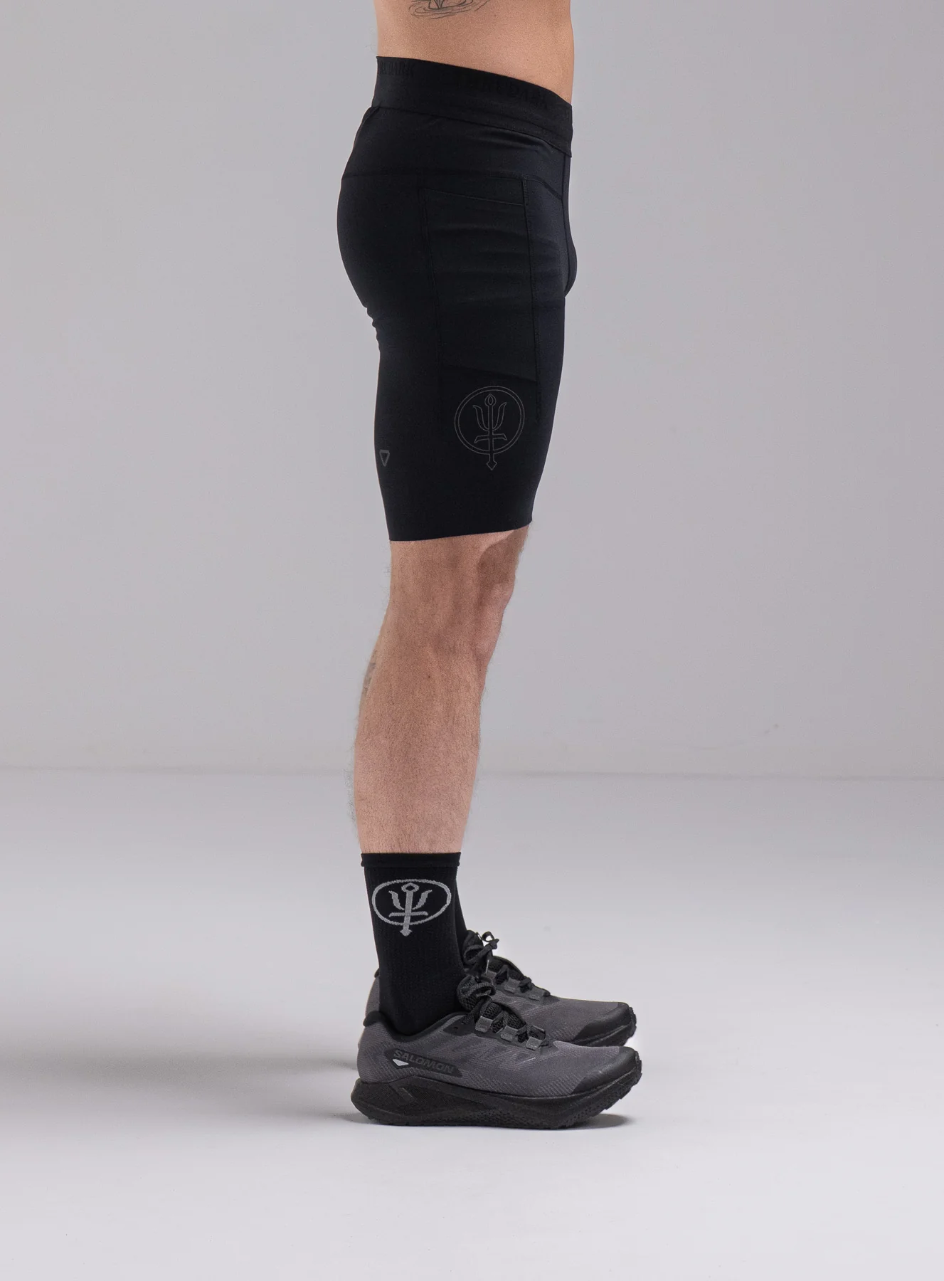 FORCE TRAIL RUNNING TIGHT SHORTS - Image 6