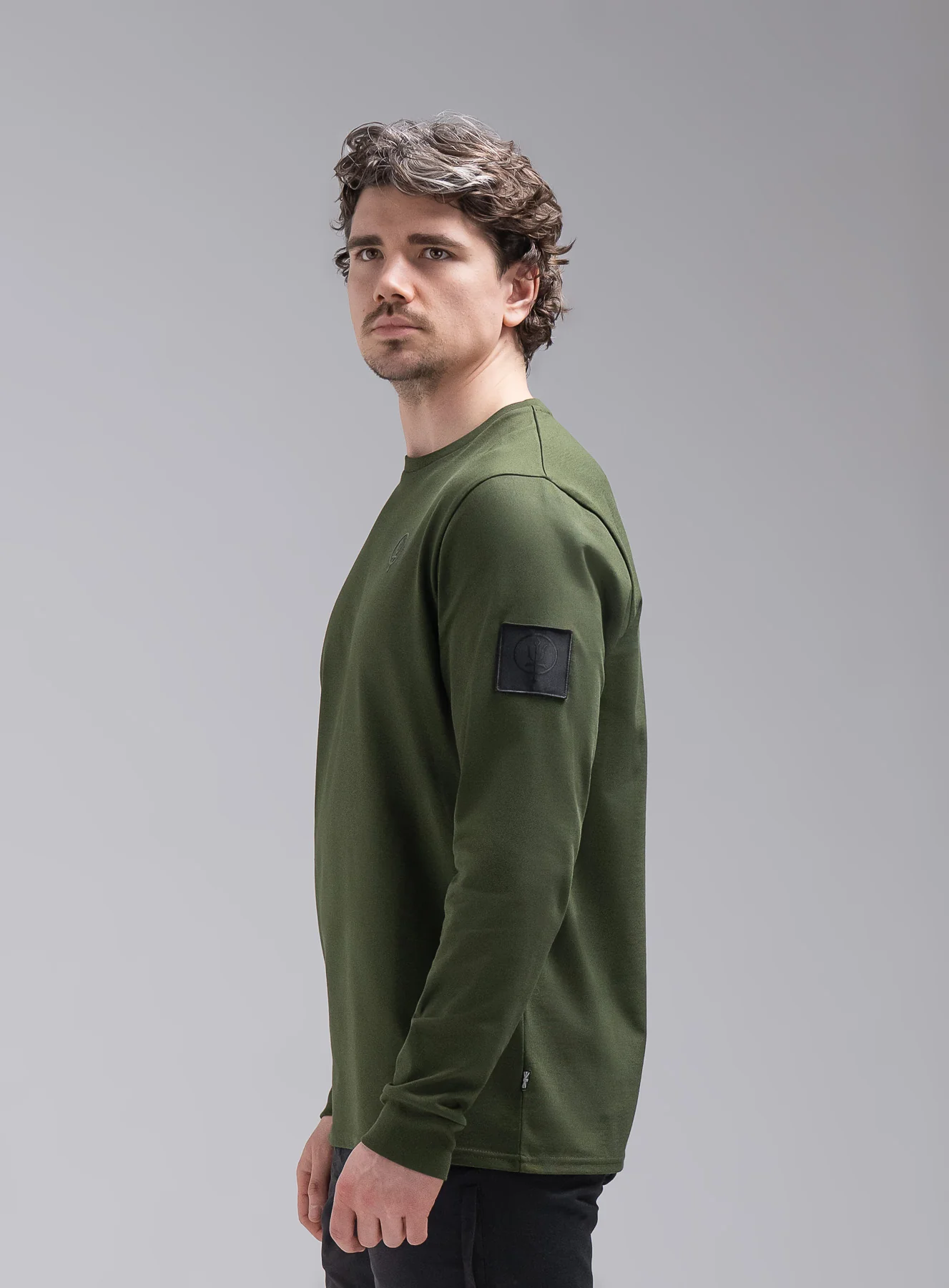 INSIGNIA LONG SLEEVE T-SHIRT - Image 2
