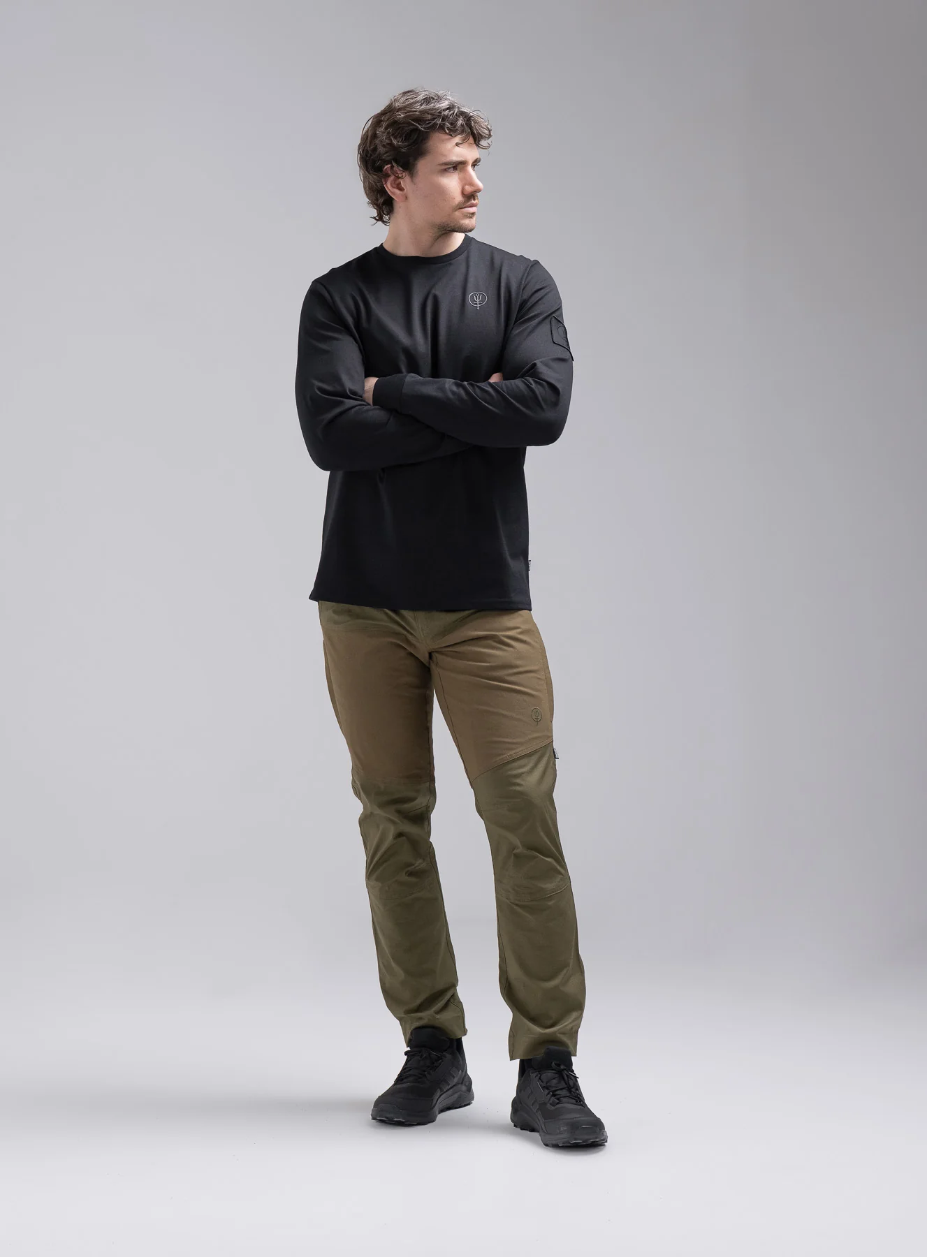INSIGNIA LONG SLEEVE T-SHIRT - Image 3