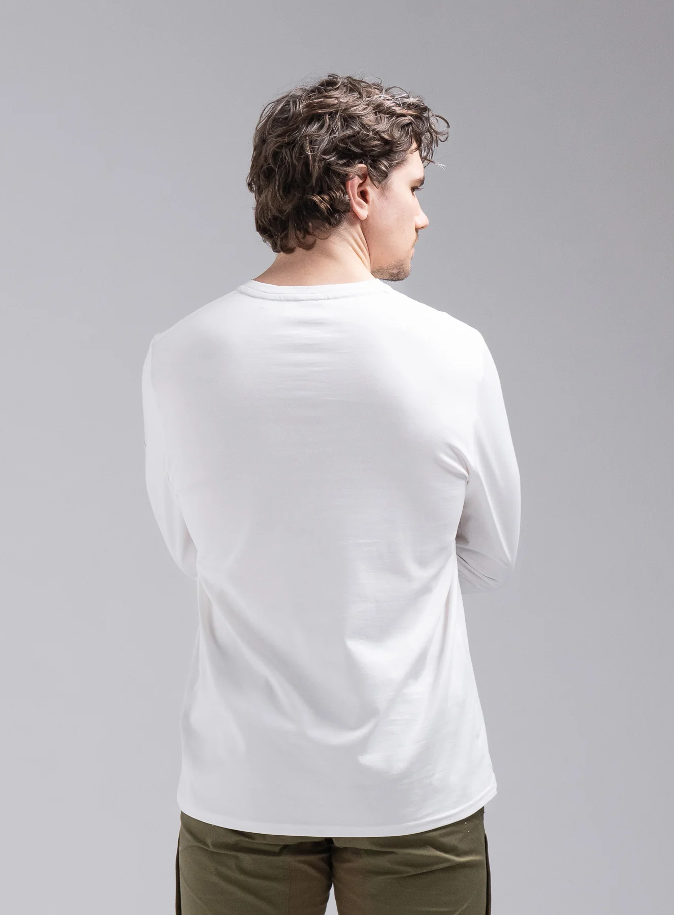 INSIGNIA LONG SLEEVE T-SHIRT - Image 3