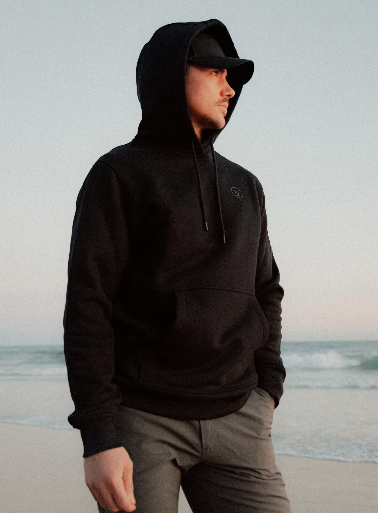 INSIGNIA HOODIE - Image 3