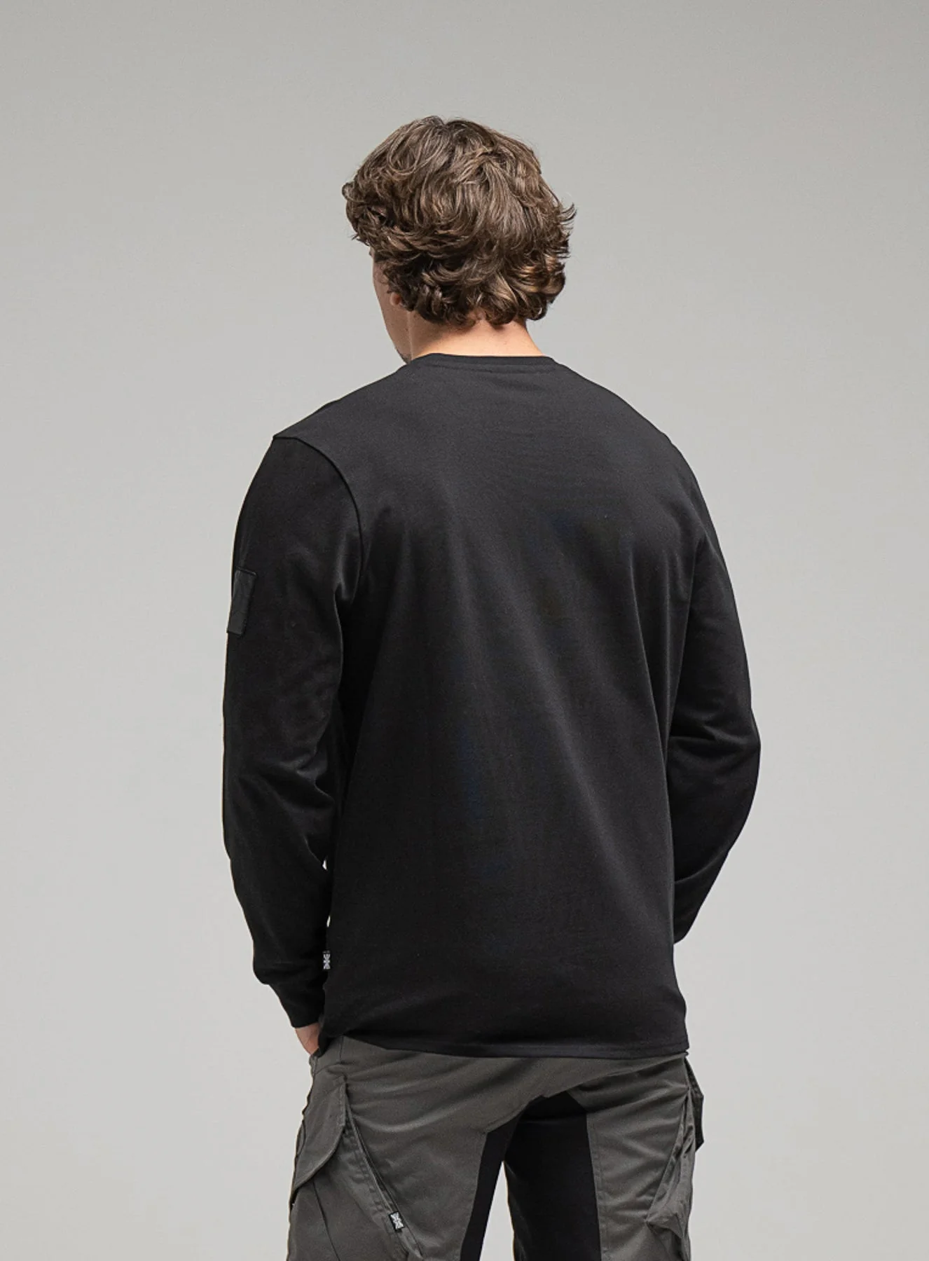 INSIGNIA LONG SLEEVE T-SHIRT (G1) - Image 3
