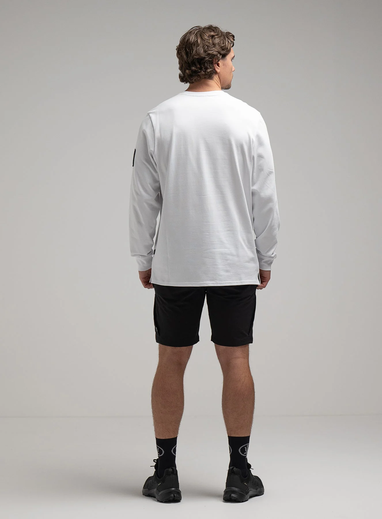 INSIGNIA LONG SLEEVE T-SHIRT (G1) - Image 3