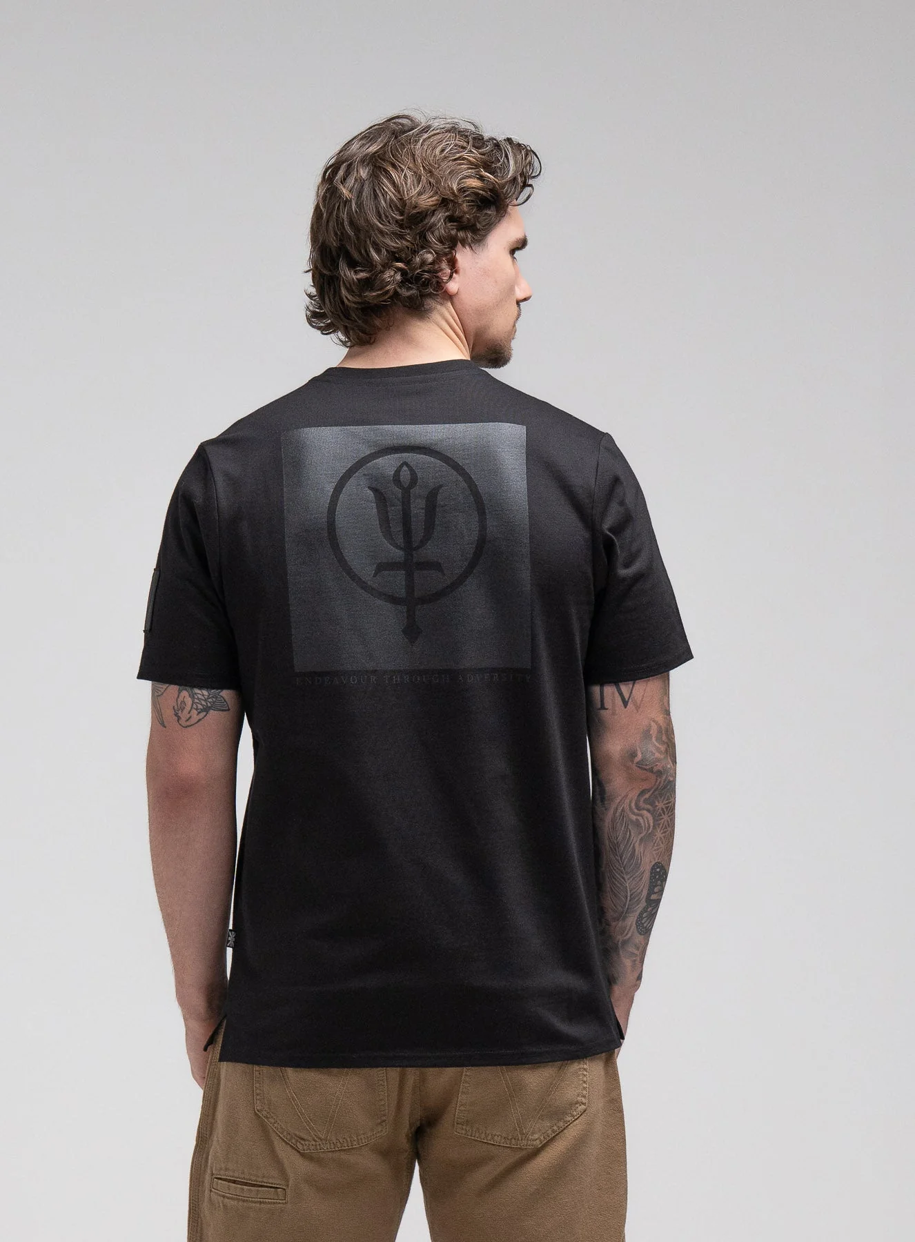 INSIGNIA T-SHIRT - BLACK MARK