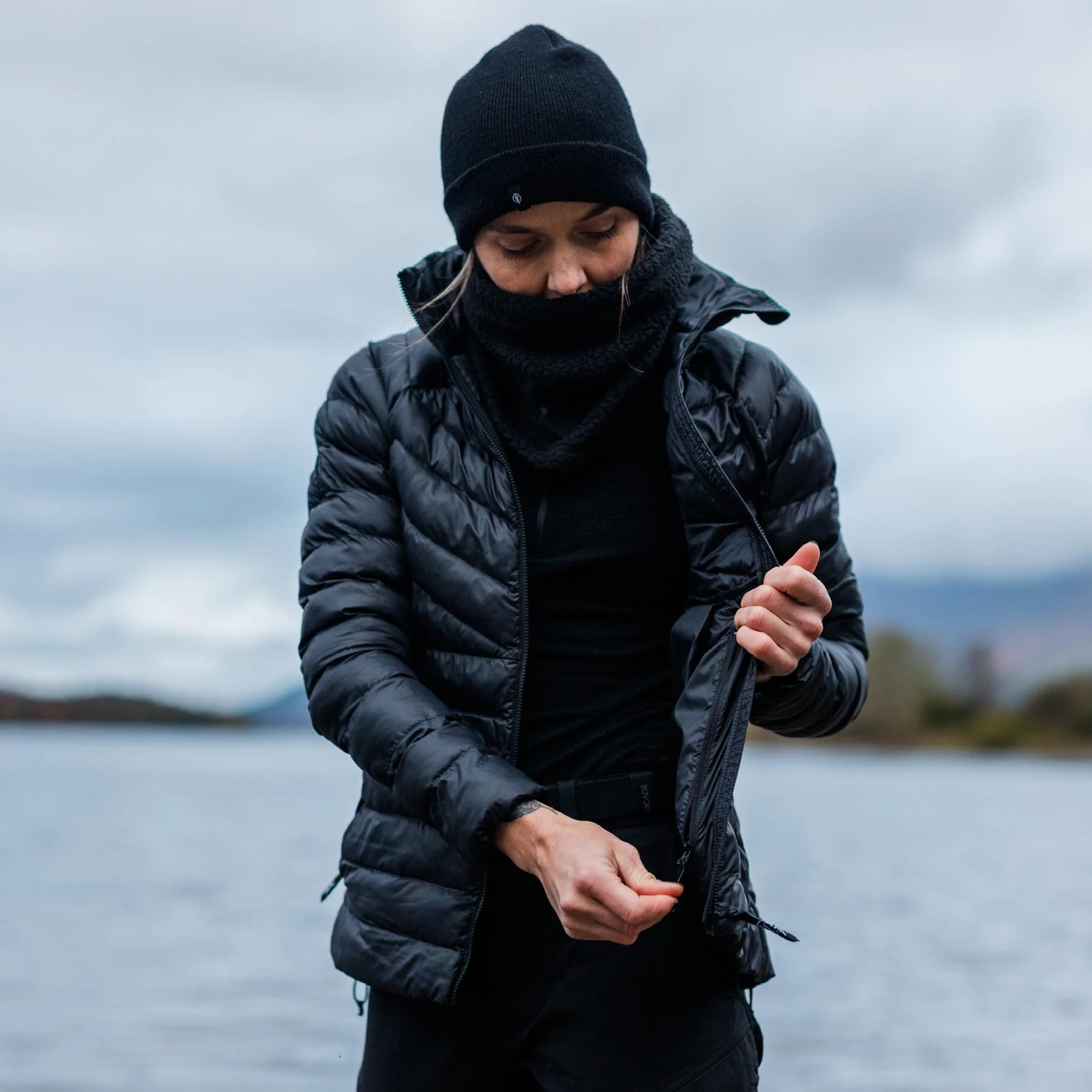ITHAX FUNNEL JACKET WOMENS - Image 7