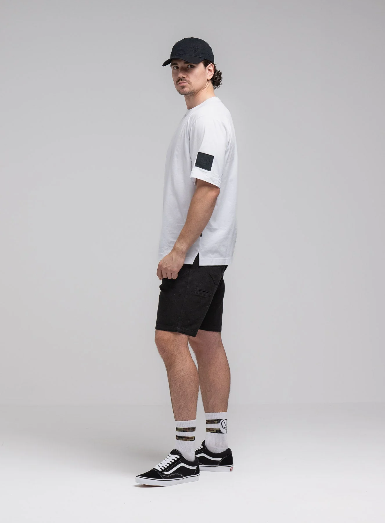 JACKAL T-SHIRT - Image 2