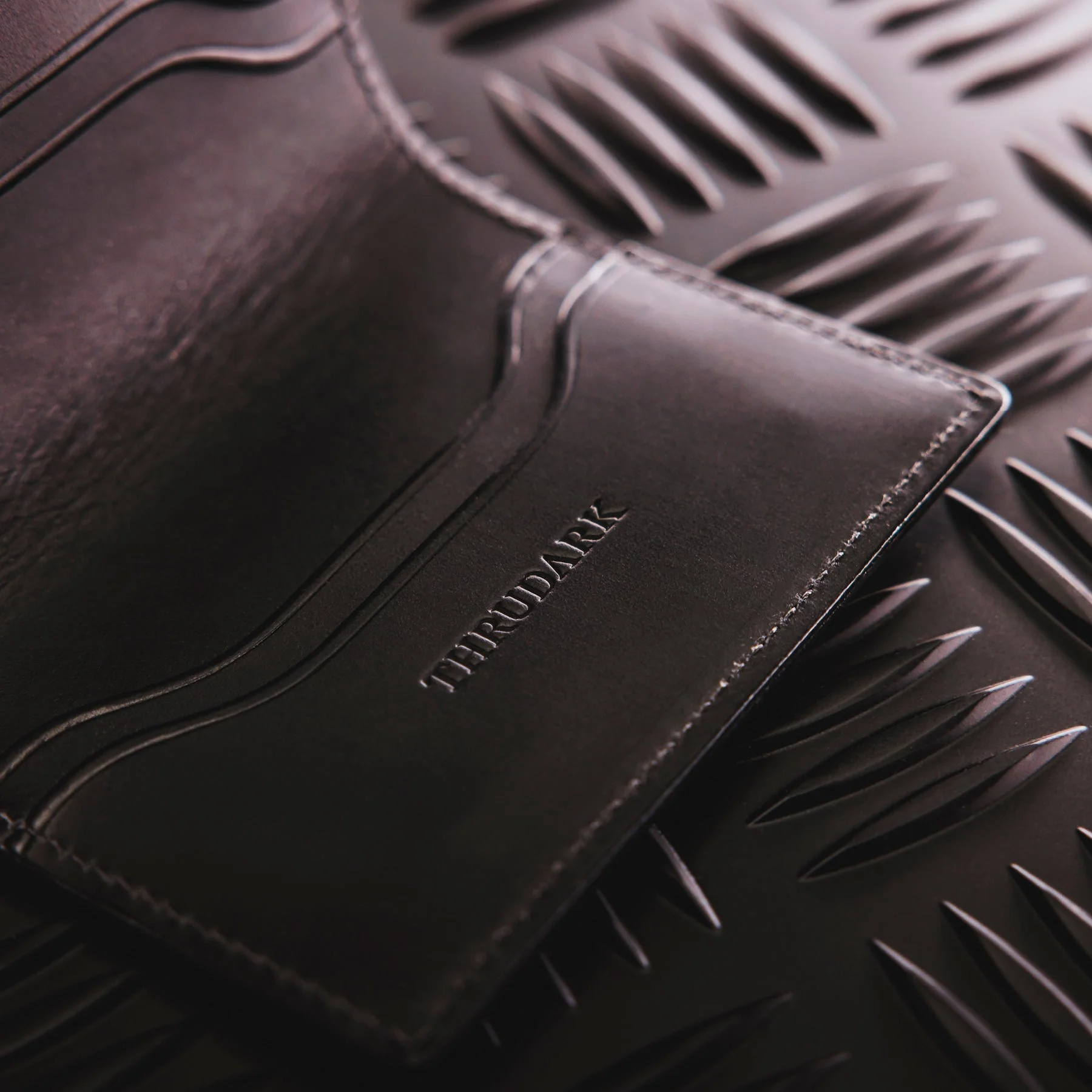 LEATHER BI FOLD WALLET - Image 5