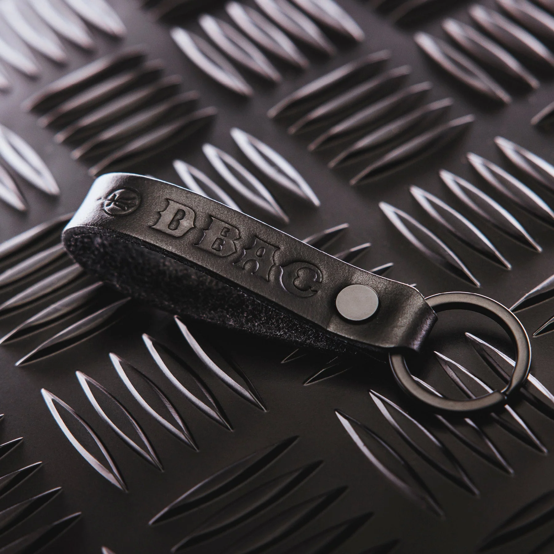 LEATHER LOOP DBAC KEYRING - Image 6