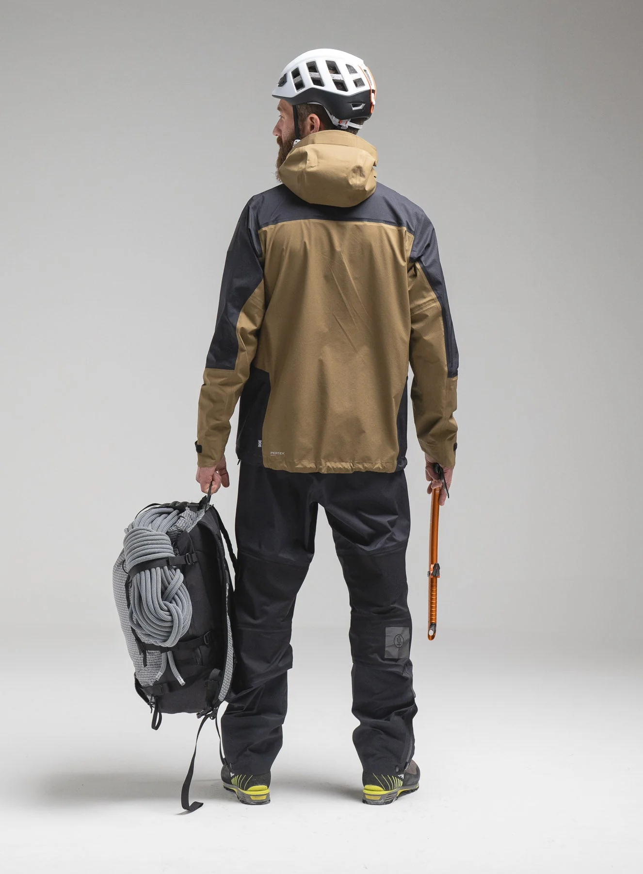 MOUNTAIN PRO WATERPROOF JACKET - Image 9