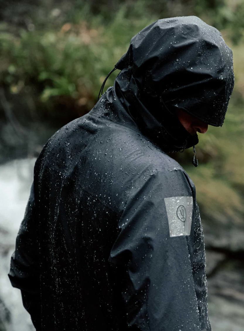 MOUNTAIN PRO WATERPROOF JACKET - Image 3