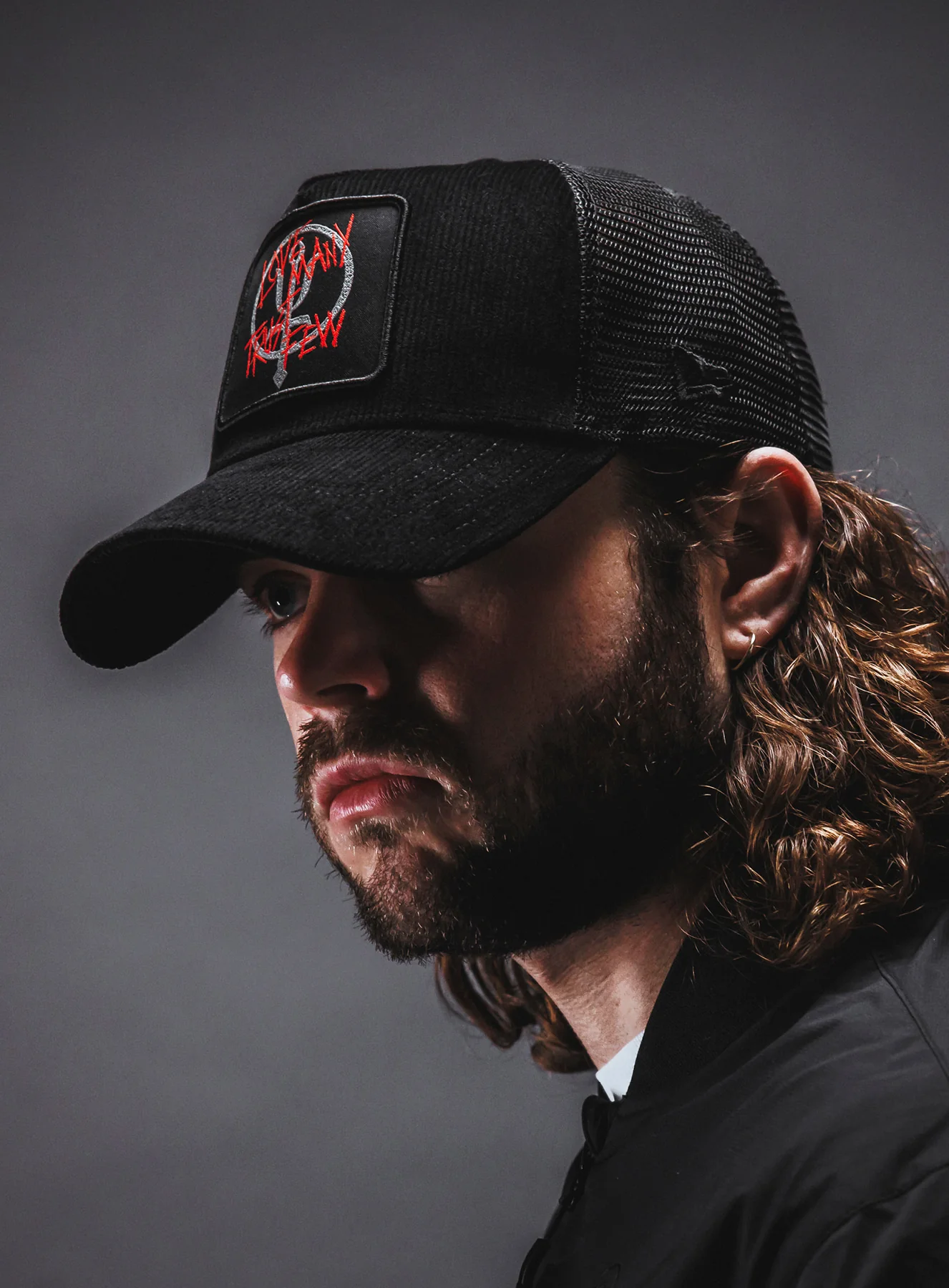 NEW ERA 9FORTY CORD TRUCKER LOVE MANY TRUST FEW - Image 3