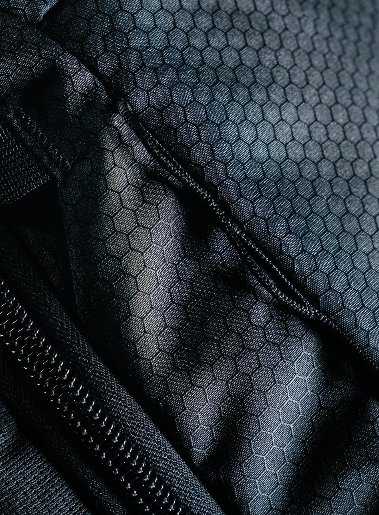 PHANTOM 40L BACKPACK - Image 13