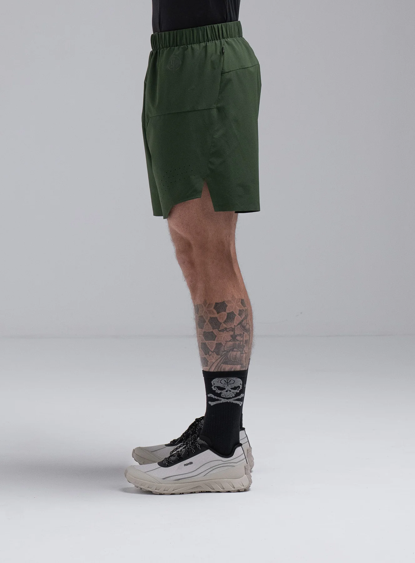 FORCE TRAIL RUNNING 7" SHORTS - Image 3