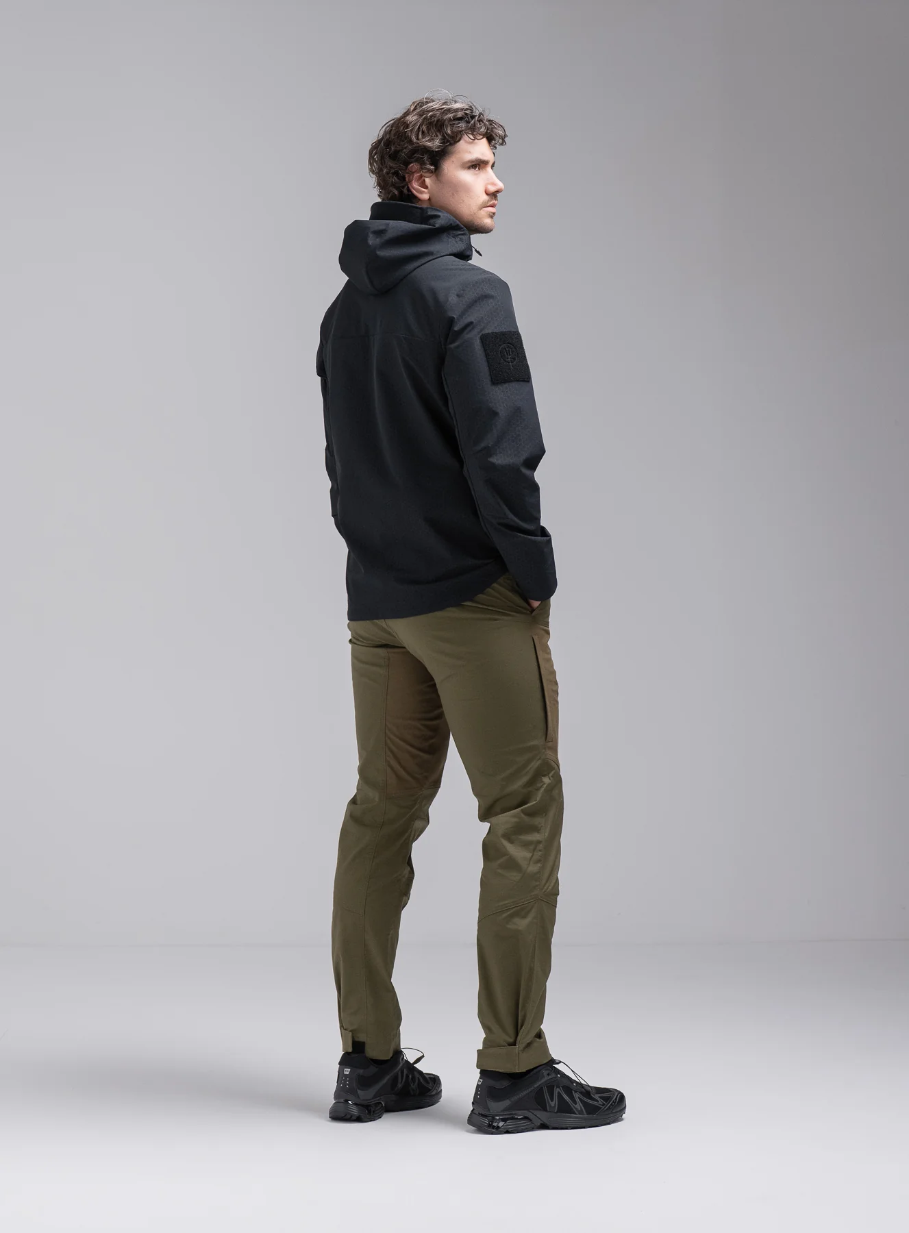 VELES JACKET - Image 10