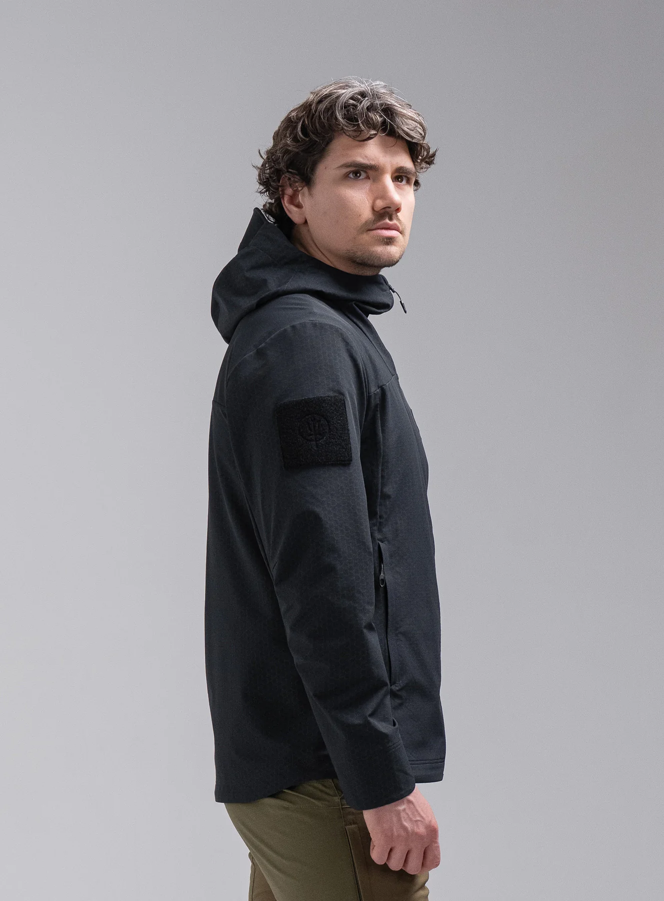 VELES JACKET - Image 4